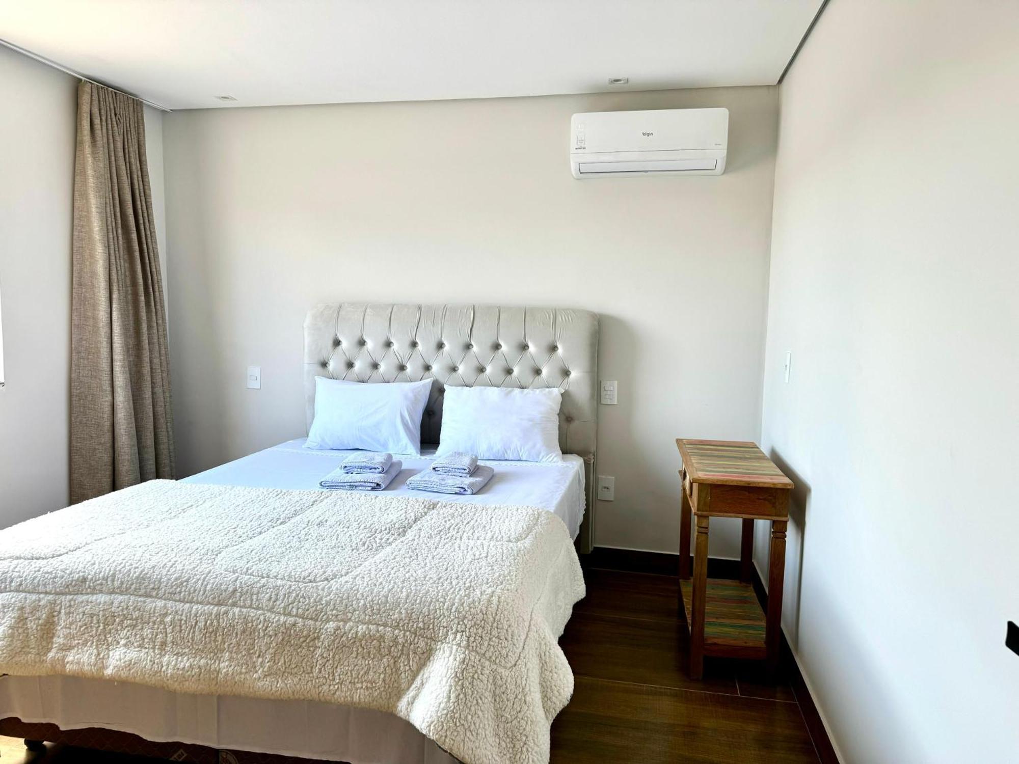 A 200m Do Centro - Da Pedra Apartamento Tiradentes